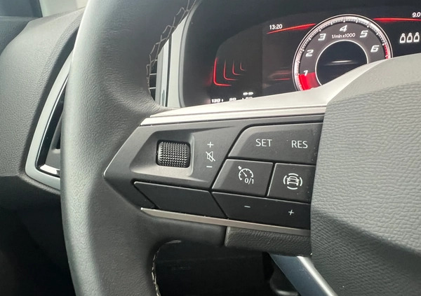 Seat Ateca cena 92900 przebieg: 17000, rok produkcji 2023 z Łochów małe 254